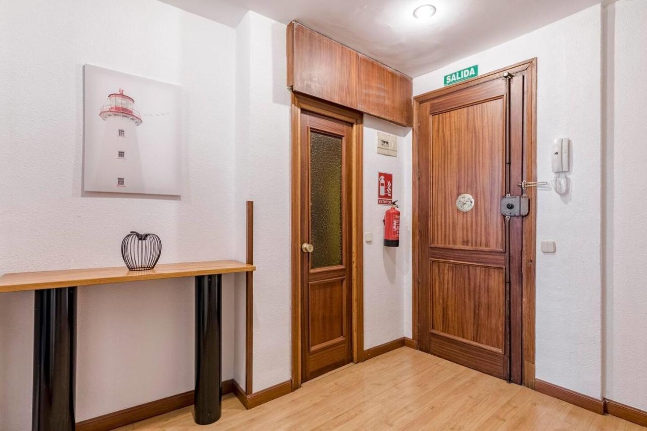 Ave Apartamento En Madrid Centro Atocha Esterno foto